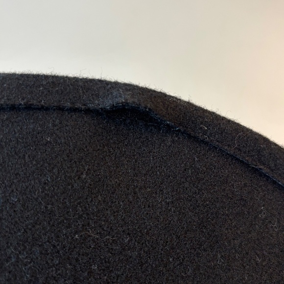 Black Wide-Brim Felt Hat with Silver Concho Band – Western/Boho Style - Picture 5 of 5